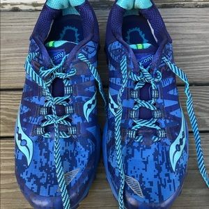 Saucony Peregrine ICE+ Trail Sneakers, women’s 9.5